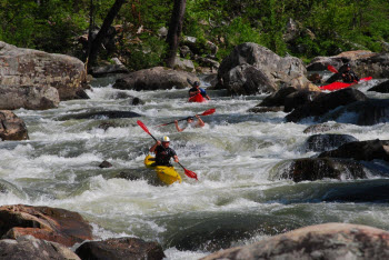 Kayaking on the Maury River